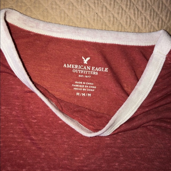 Size medium American Eagle shirt - Picture 2 of 3